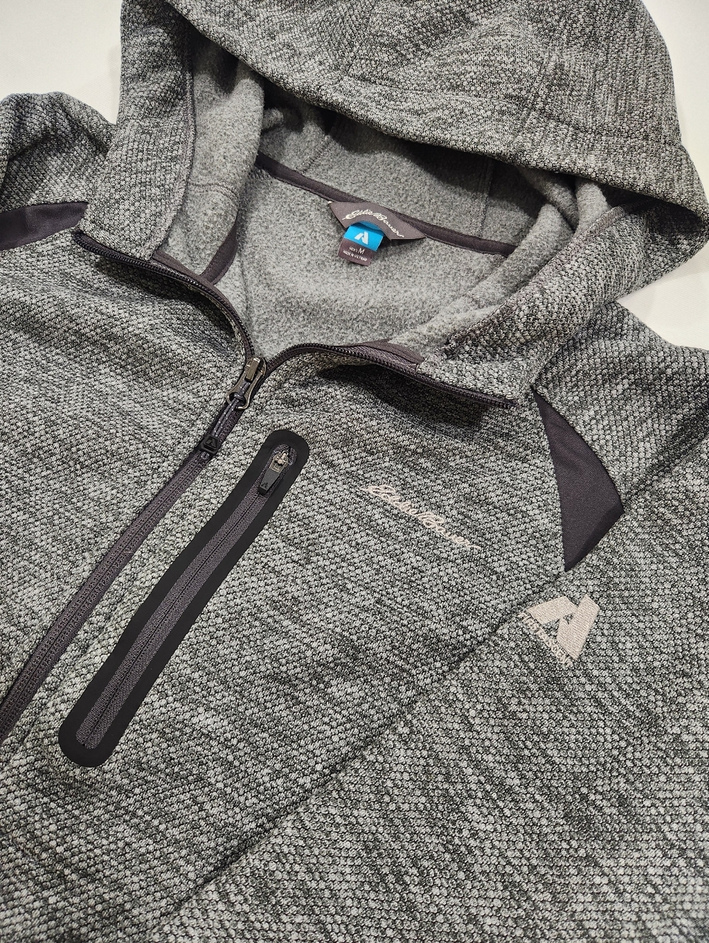 Eddie Bauer Men's Medium Hooded Activewear Jacket Gray Black Full-Zip
